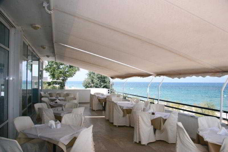 Ionian Beach Hotel Kalamaki  Exterior photo